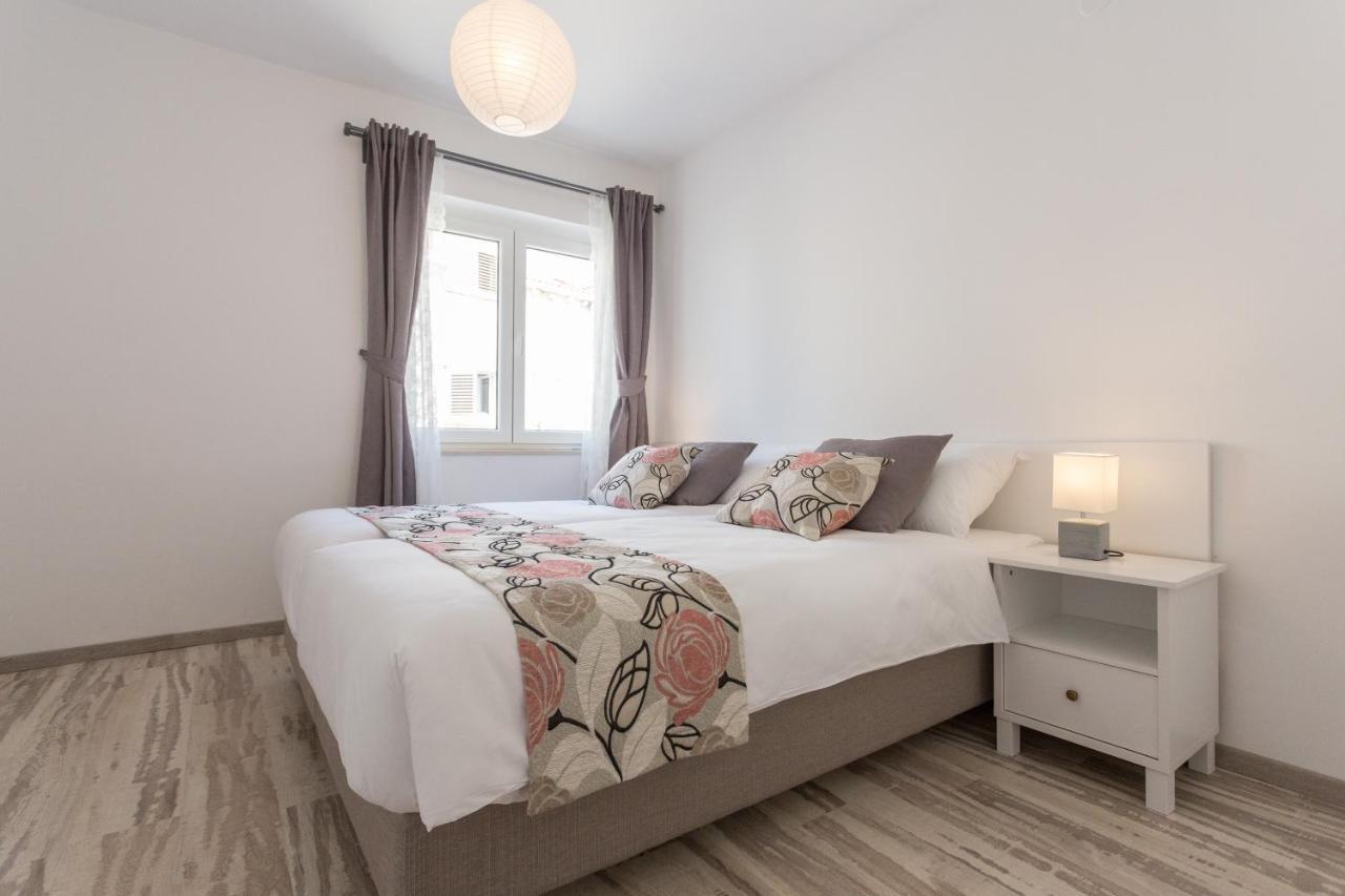 Apartments Oleander Sea View 察夫塔特 外观 照片