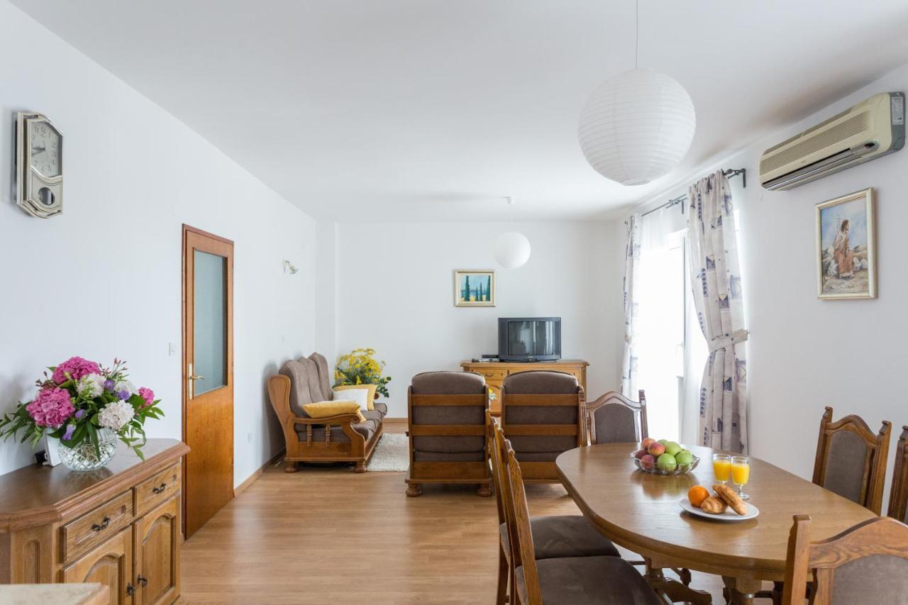 Apartments Oleander Sea View 察夫塔特 外观 照片