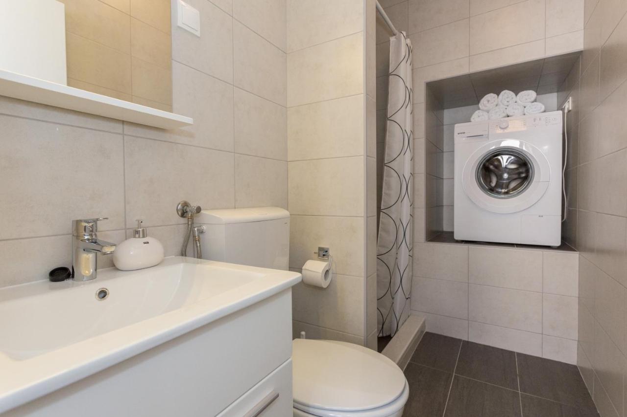 Apartments Oleander Sea View 察夫塔特 外观 照片